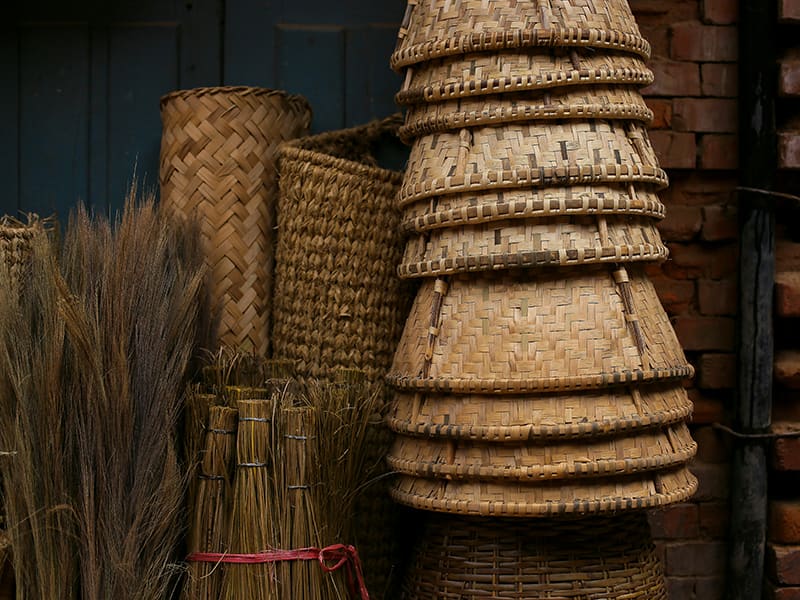 Paniers en osier et objets en fibres naturelles fabriqués à la main