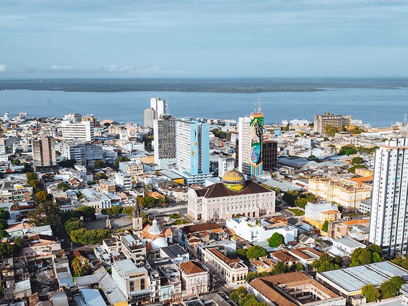 Vue panoramique de Manaus, ville située au cœur de l’Amazonie brésilienne