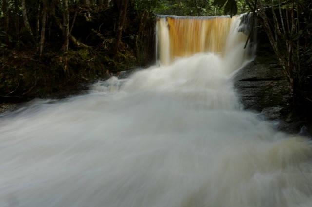 Les cascades de presidente figueiredo à quelques kilomètres de manaus