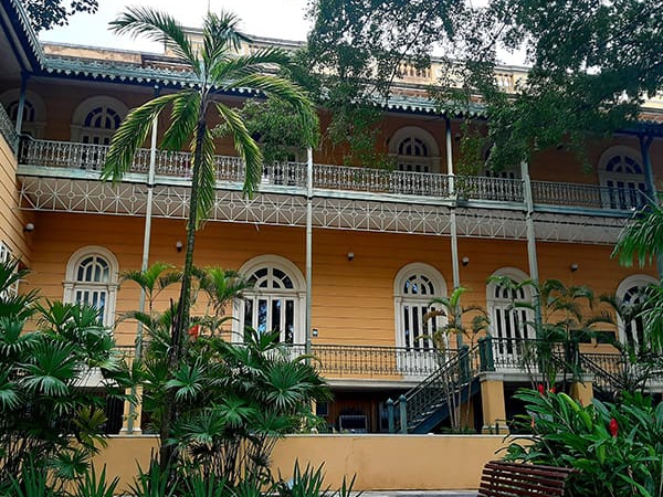 Centro Cultural Palácio Rio Negro ★★☆